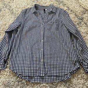 Kut from the Kloth Navy and White Checkered Button-Down Shirt
